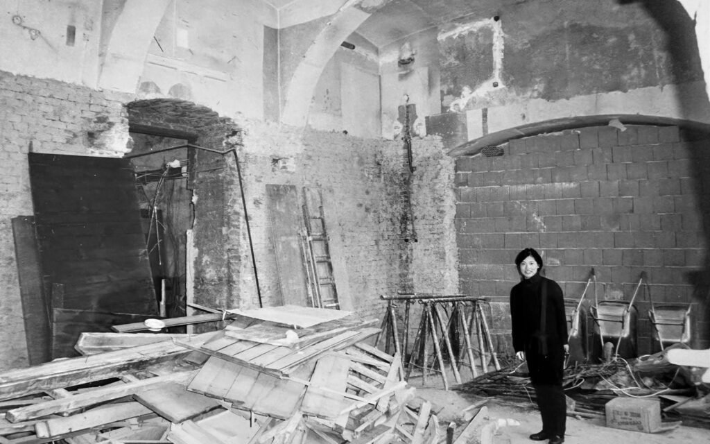 building+of+chang+restaurant copy